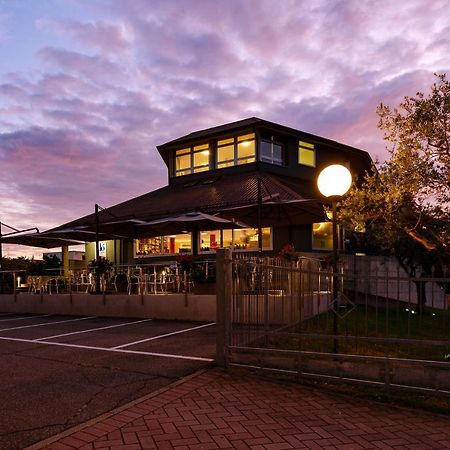 Hotel Oleggio Malpensa Dış mekan fotoğraf