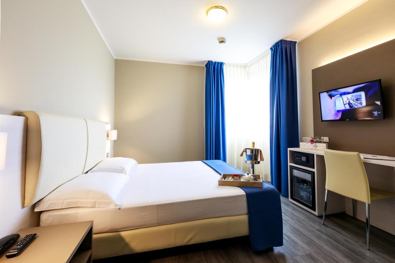 Hotel Oleggio Malpensa Dış mekan fotoğraf